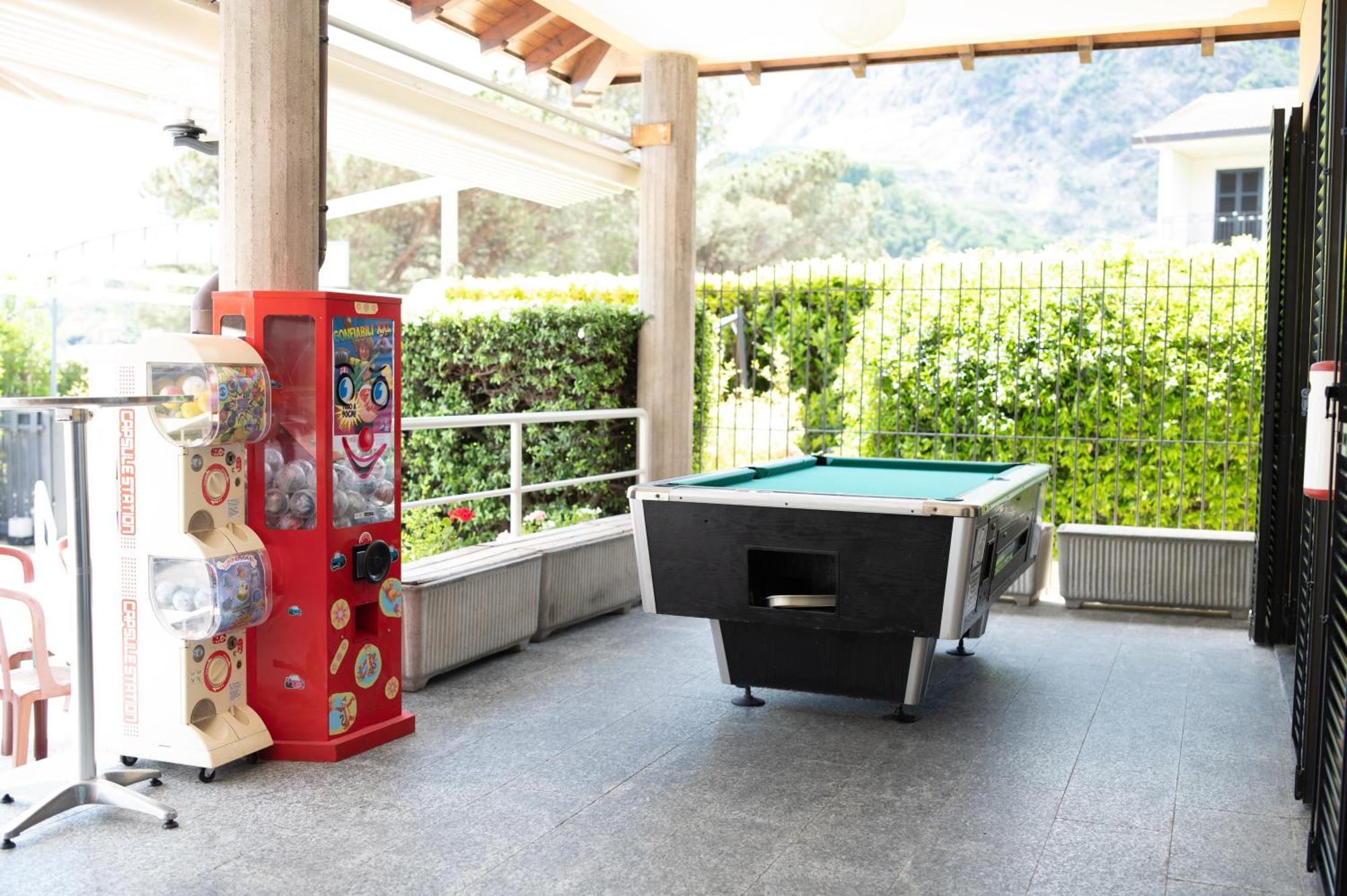 Camping Residence & Lodge Orchidea Baveno Exterior foto